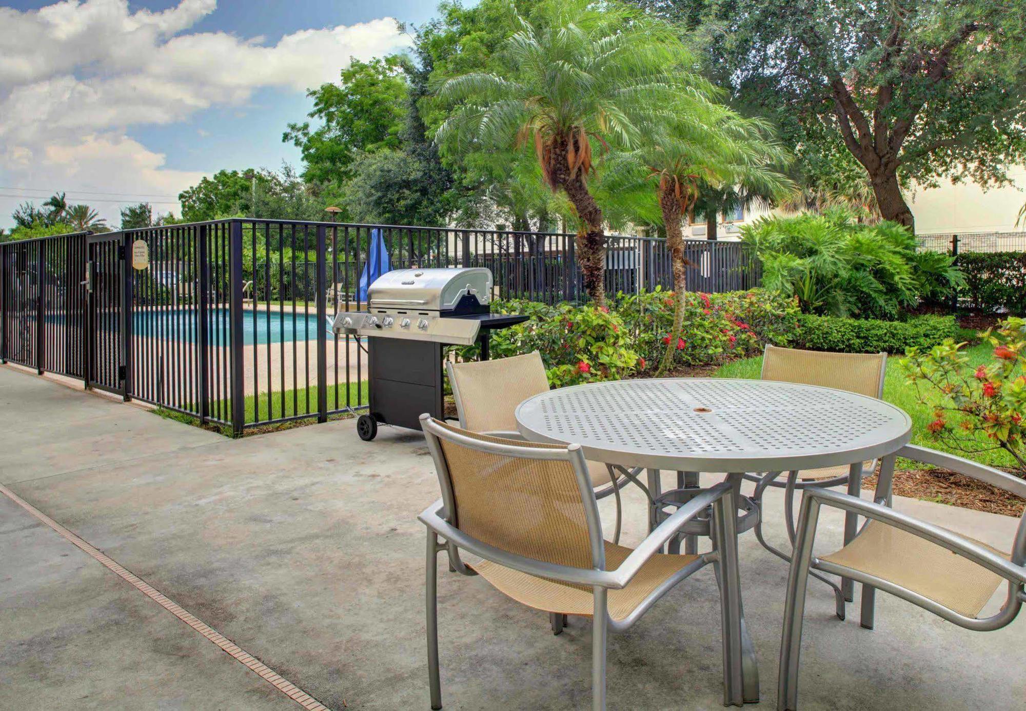 Springhill Suites By Marriott West Palm Beach I-95 Екстериор снимка